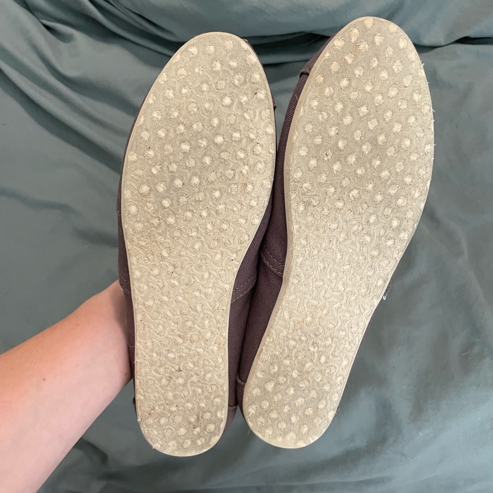 Grey TOMS - Picture 2 of 2